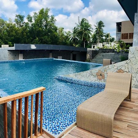 Quins Style Resort Belitung Tanjungbinga Екстериор снимка