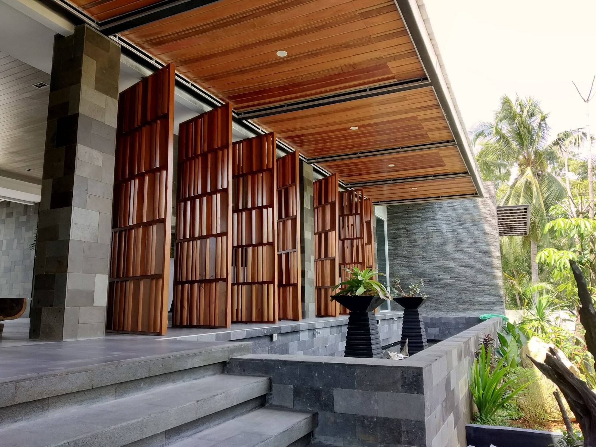 Quins Style Resort Belitung Tanjungbinga Екстериор снимка